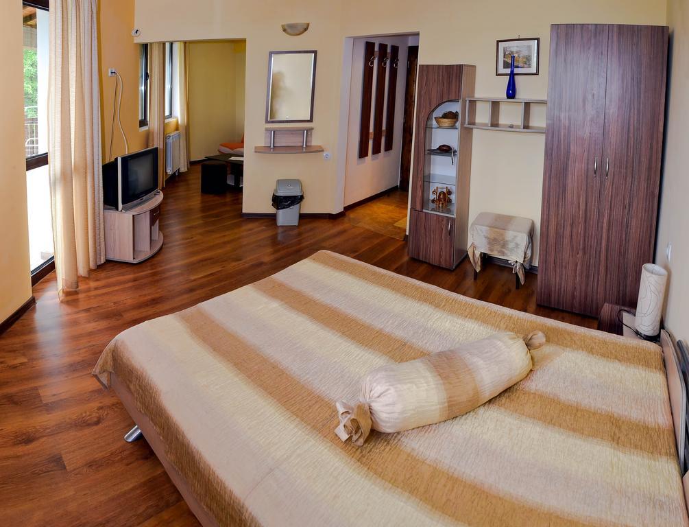 Park Hotel Djevana Gorna Oriahovița Cameră foto