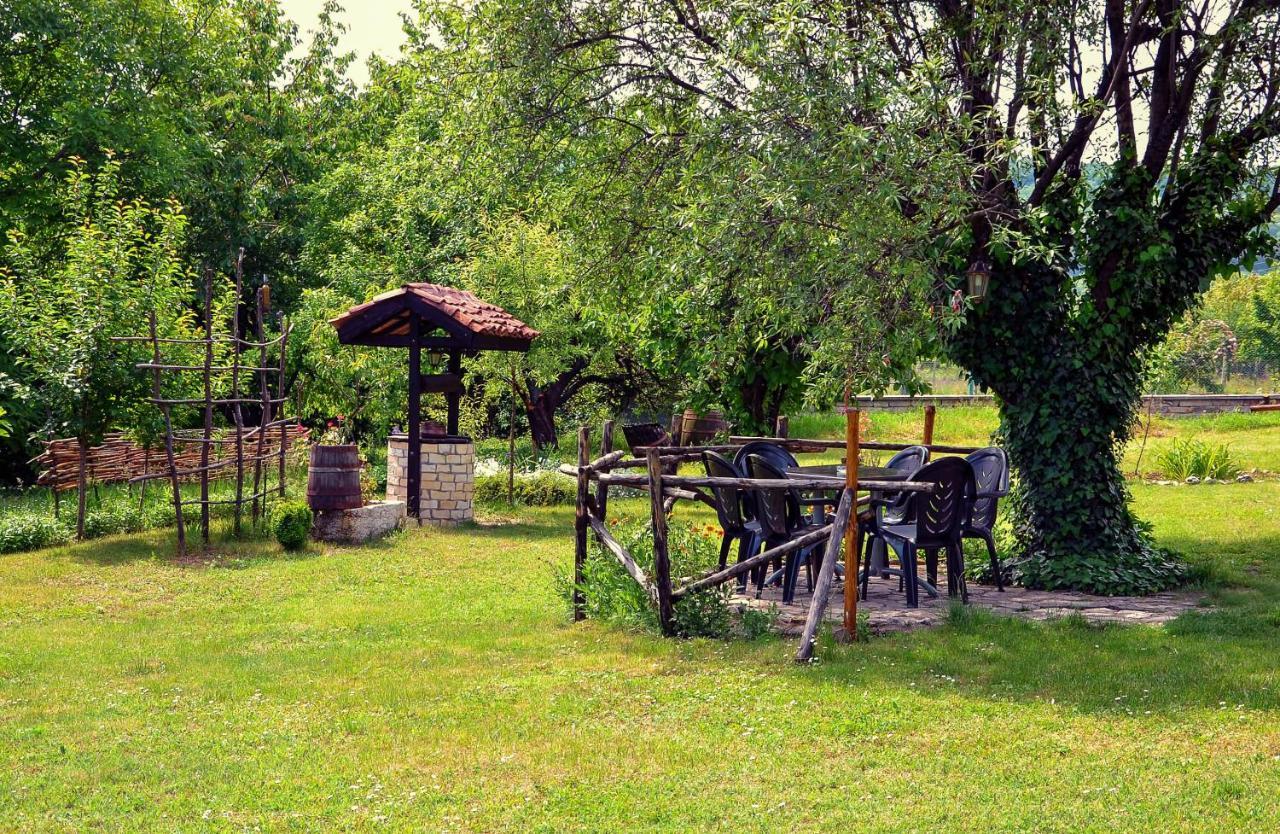Park Hotel Djevana Gorna Oriahovița Exterior foto